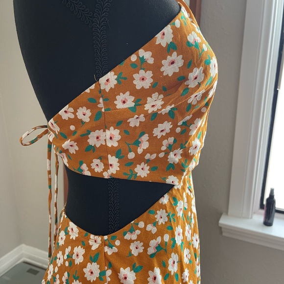 Floral Mini - Picture 2 of 4